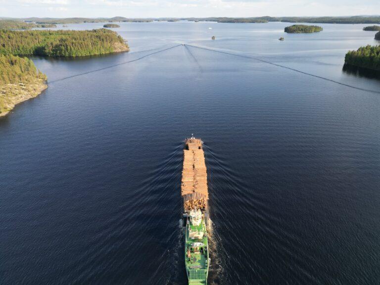 finterpuu-vesikuljetukset-metsateollisuus-havainnekuva finterpuu-vesikuljetukset-metsateollisuus-havainnekuva